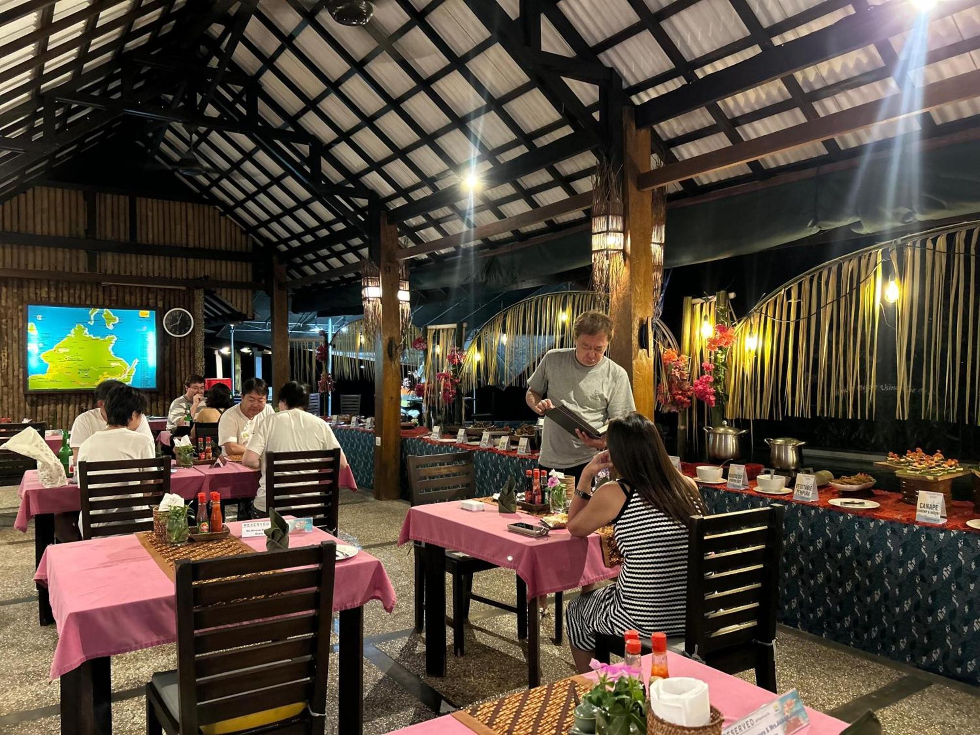 โคโคตินอส เลมเบะห์ อะ บูทิก ไดฟ์ ลอดจ์ Villa Bitung ภายนอก รูปภาพ